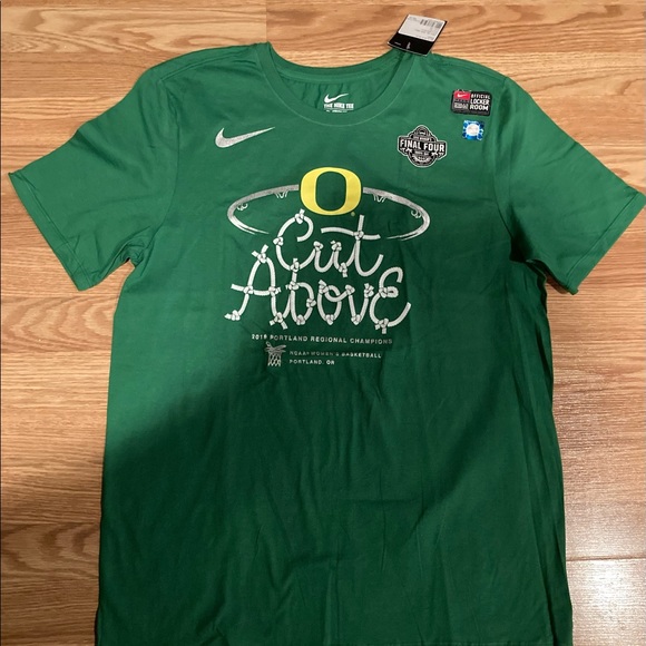 NWT  Nike Oregon Ducks - Picture 1 of 4